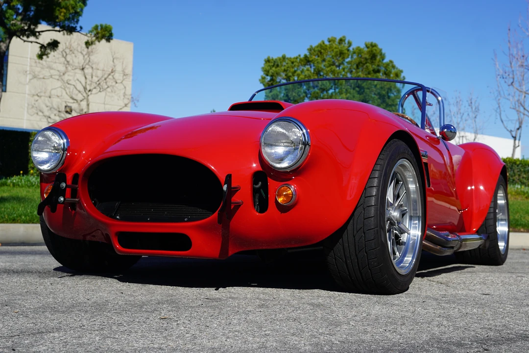 Shelby Cobra Replica - Image 2 of 31
