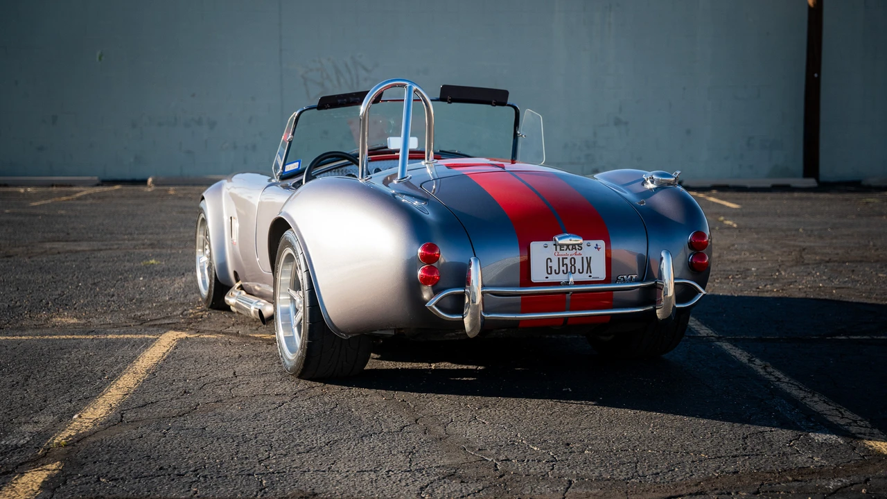 Shelby Cobra Replica - Image 20 of 31