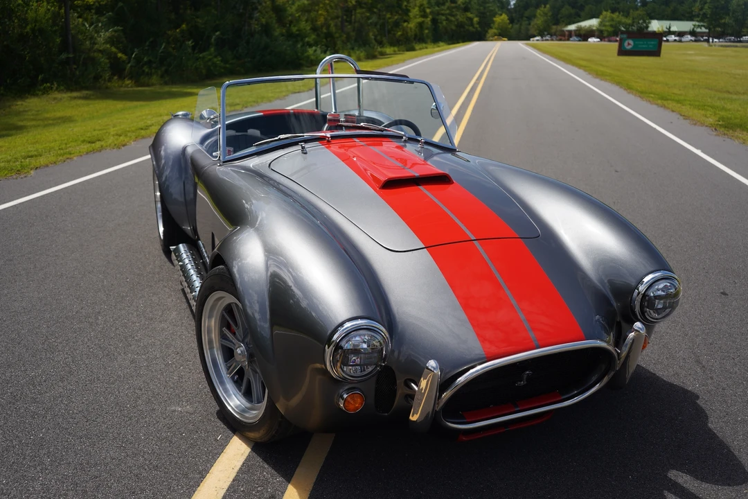 Shelby Cobra Replica - Image 13 of 31