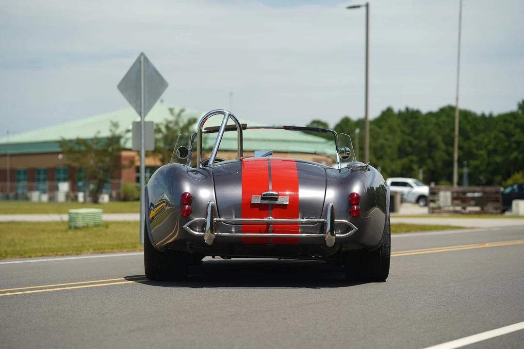 Shelby Cobra Replica - Image 27 of 31