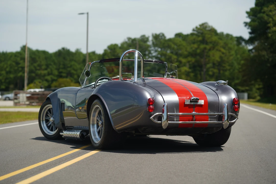 Shelby Cobra Replica - Image 26 of 31