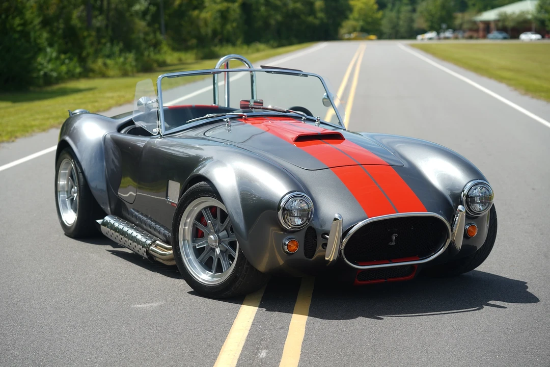 Shelby Cobra Replica - Image 10 of 31