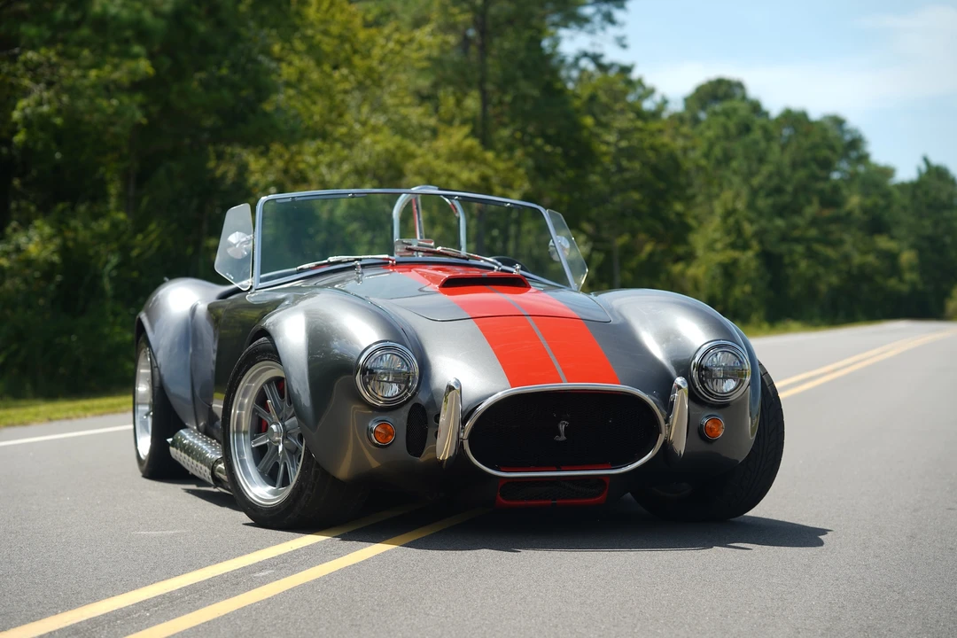Shelby Cobra Replica - Image 12 of 31