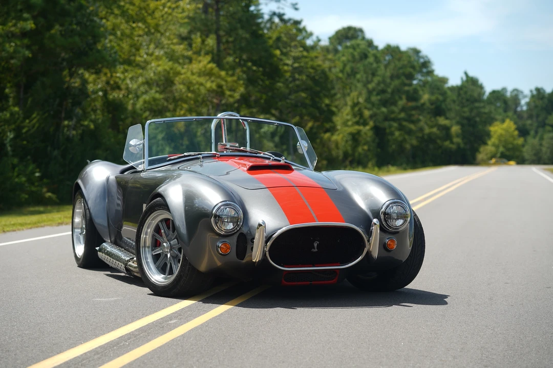 Shelby Cobra Replica - Image 11 of 31