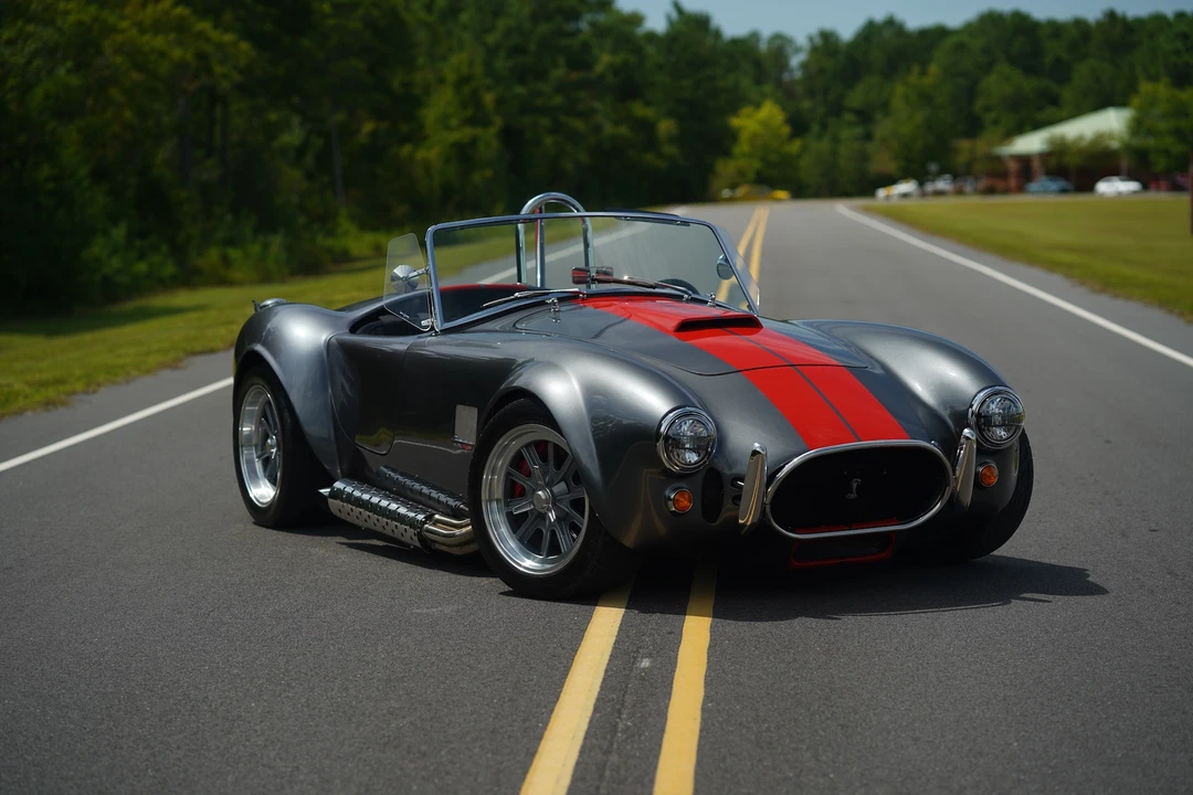 Shelby Cobra Replica - Image 6 of 31