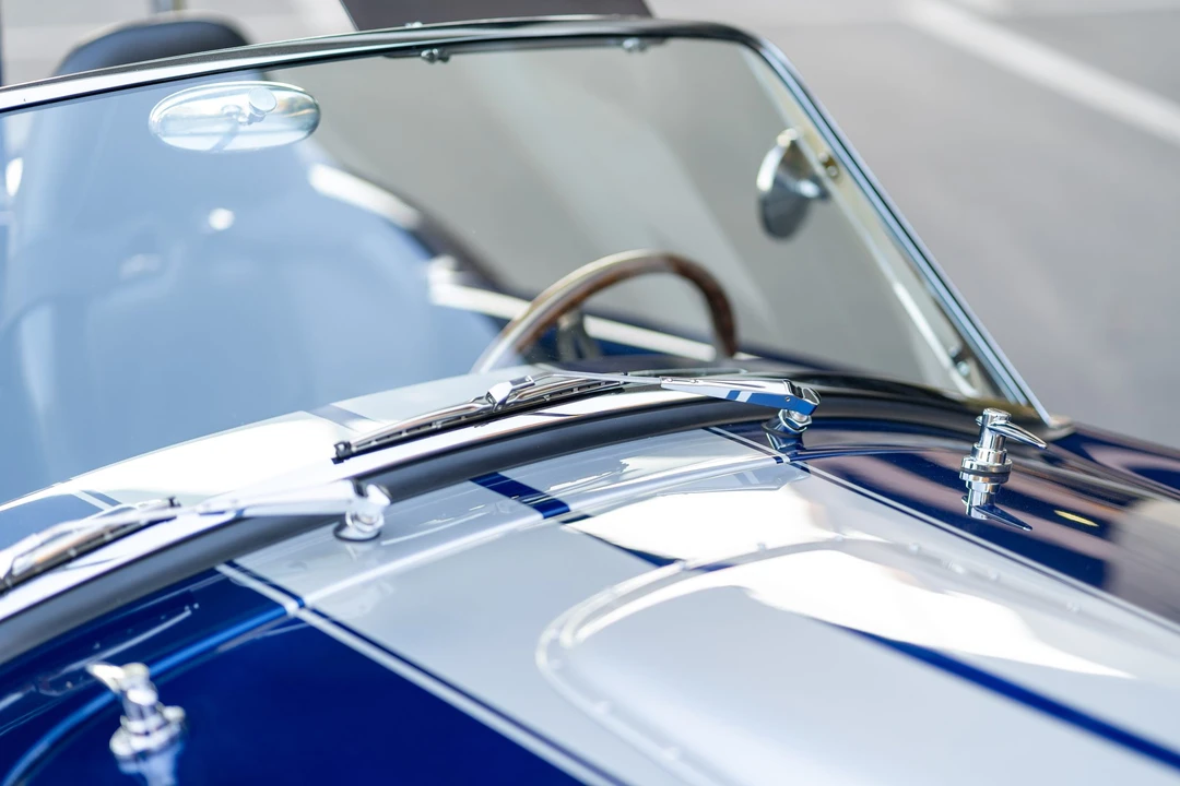 Shelby Cobra Replica - Image 9 of 31