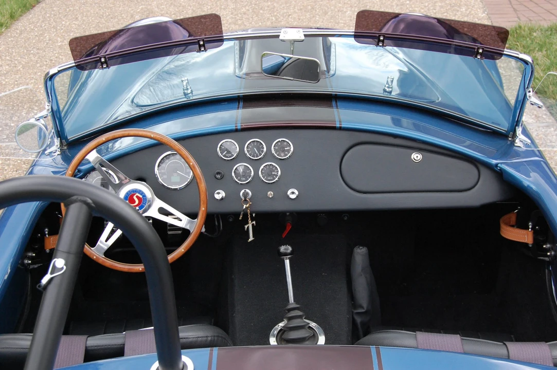Shelby Cobra Replica - Image 29 of 31