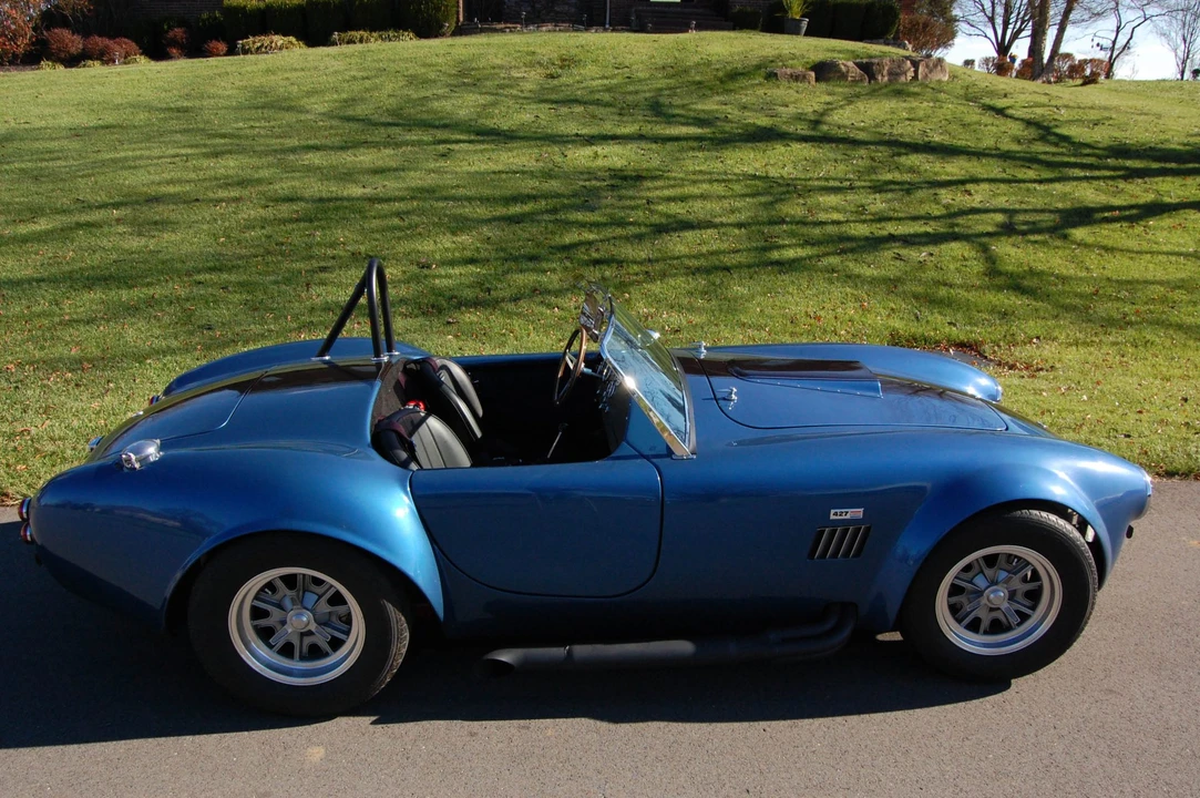 Shelby Cobra Replica - Image 5 of 31