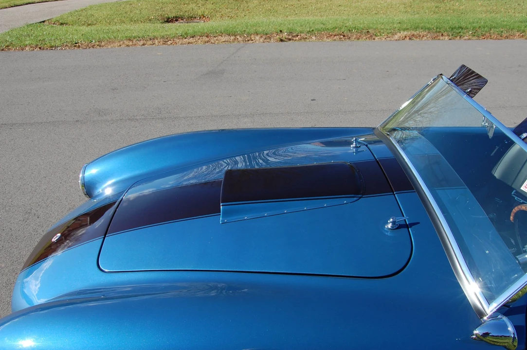 Shelby Cobra Replica - Image 15 of 31