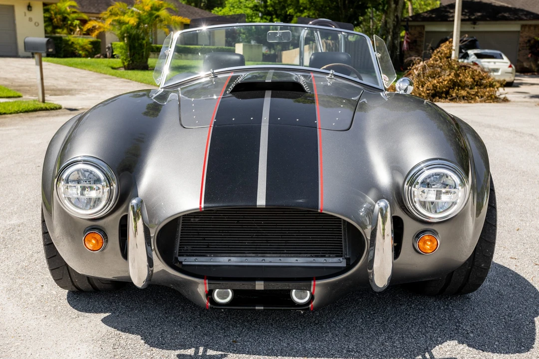 Shelby Cobra Replica - Image 11 of 31