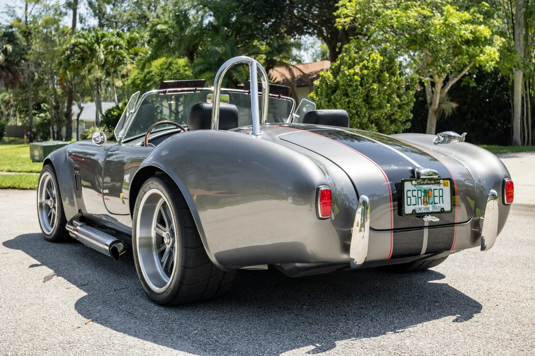 Shelby Cobra Replica - Image 5 of 31