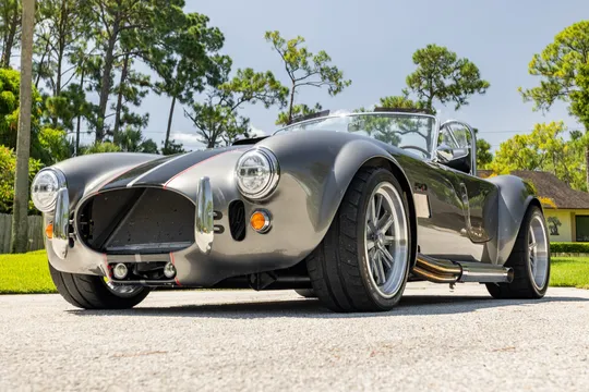 Shelby Cobra Replica - Image 3 of 31