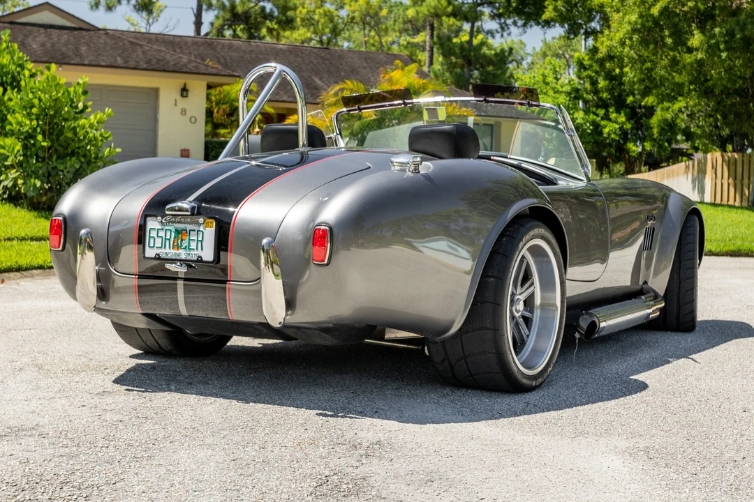 Shelby Cobra Replica - Image 7 of 31
