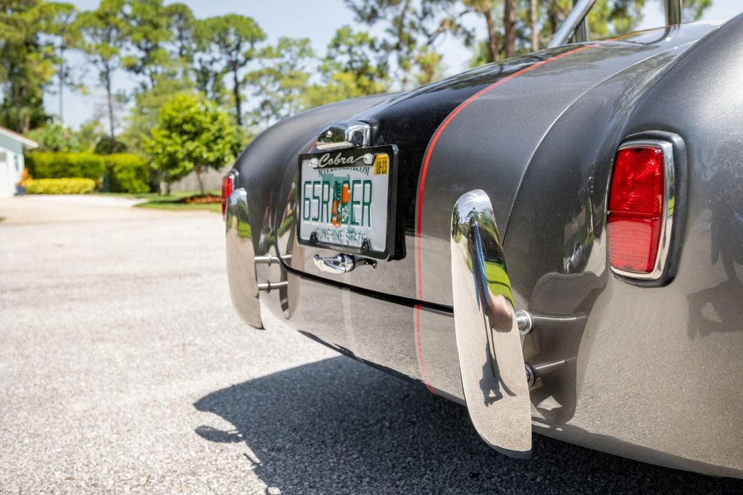 Shelby Cobra Replica - Image 22 of 31