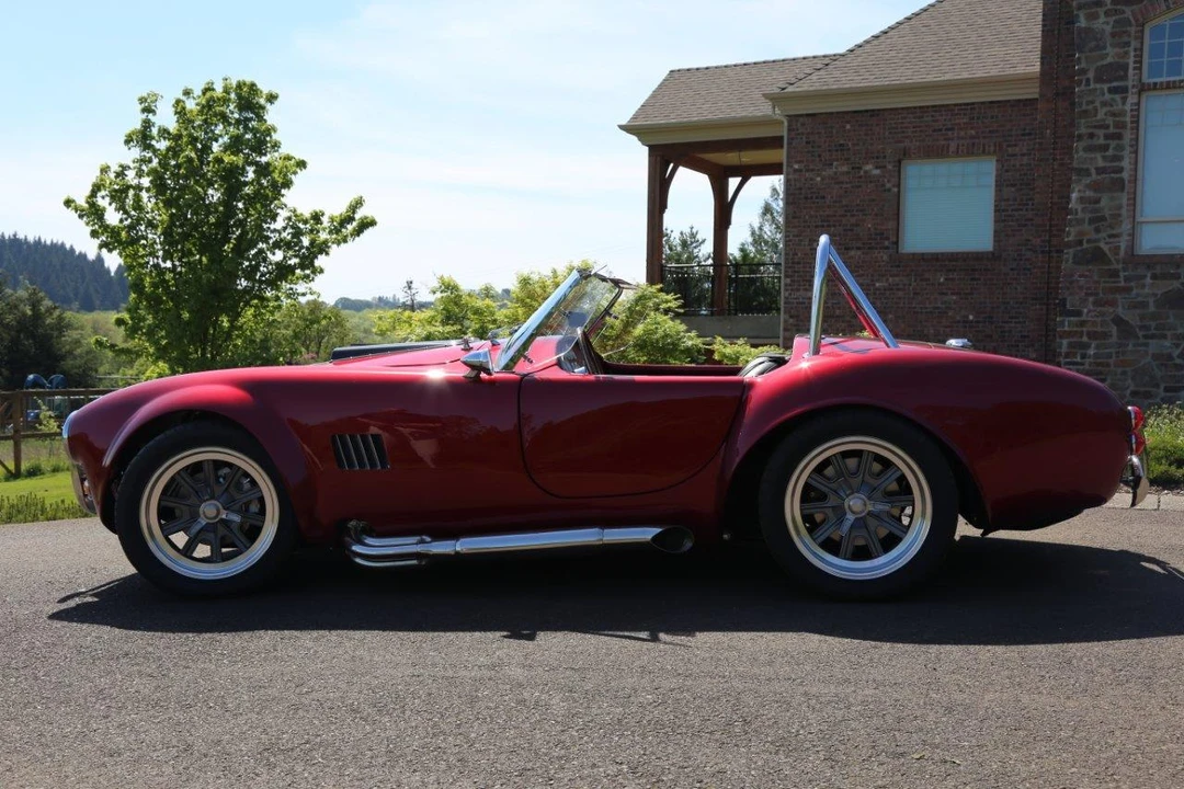 Shelby Cobra Replica - Image 10 of 31