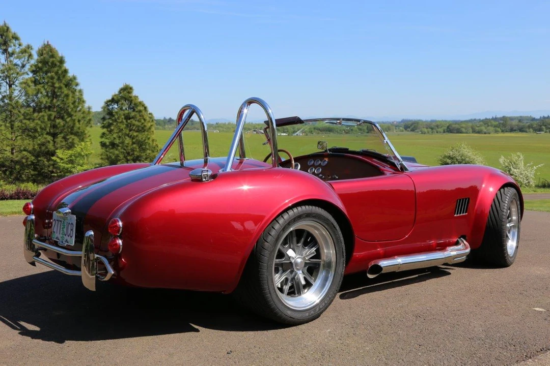 Shelby Cobra Replica - Image 7 of 31