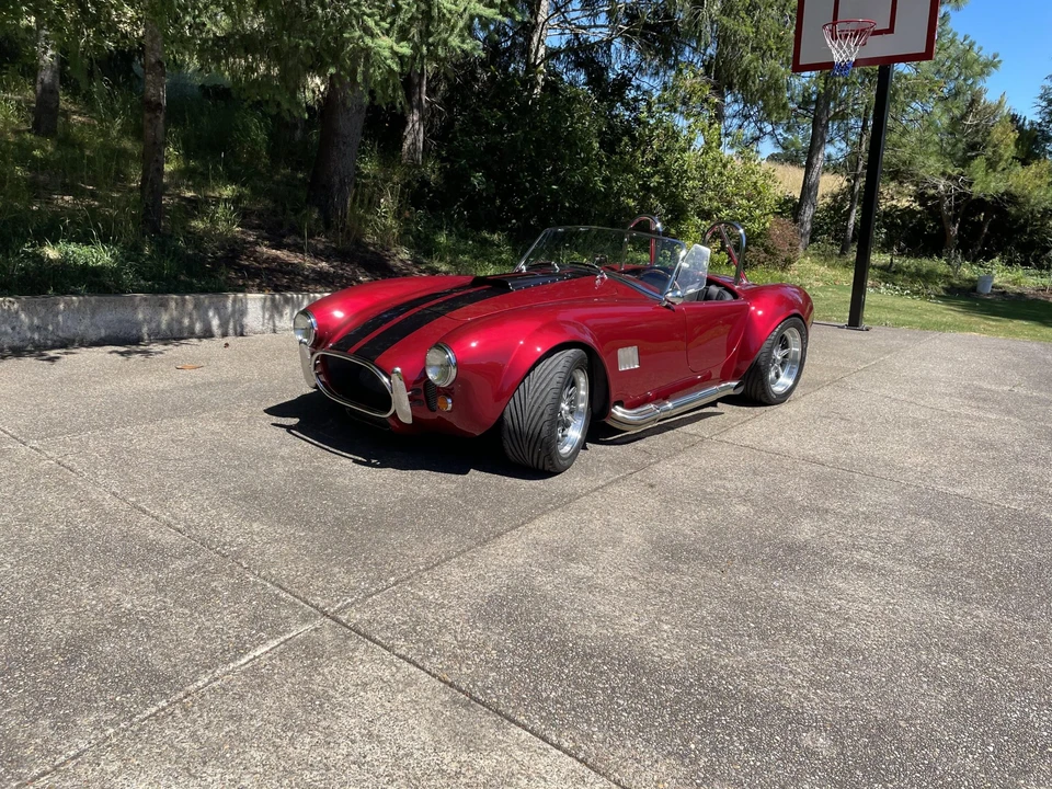 Shelby Cobra Replica - Image 11 of 31