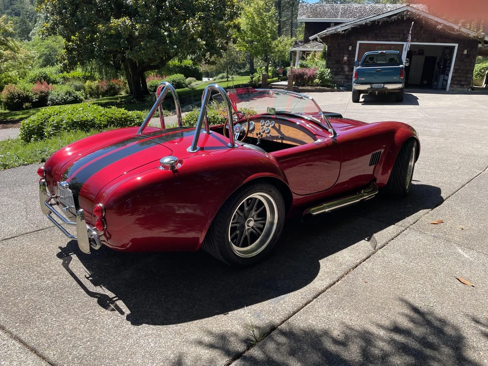 Shelby Cobra Replica - Image 17 of 31