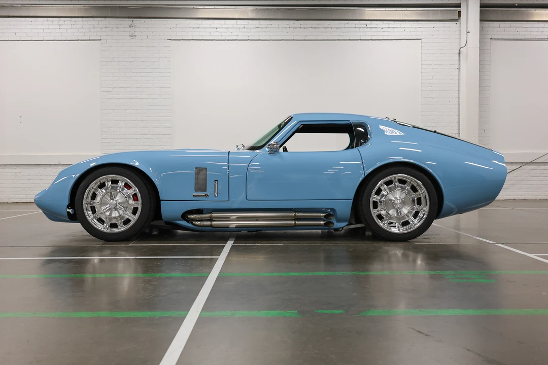 Factory Five Type 65 - Image 15 of 31