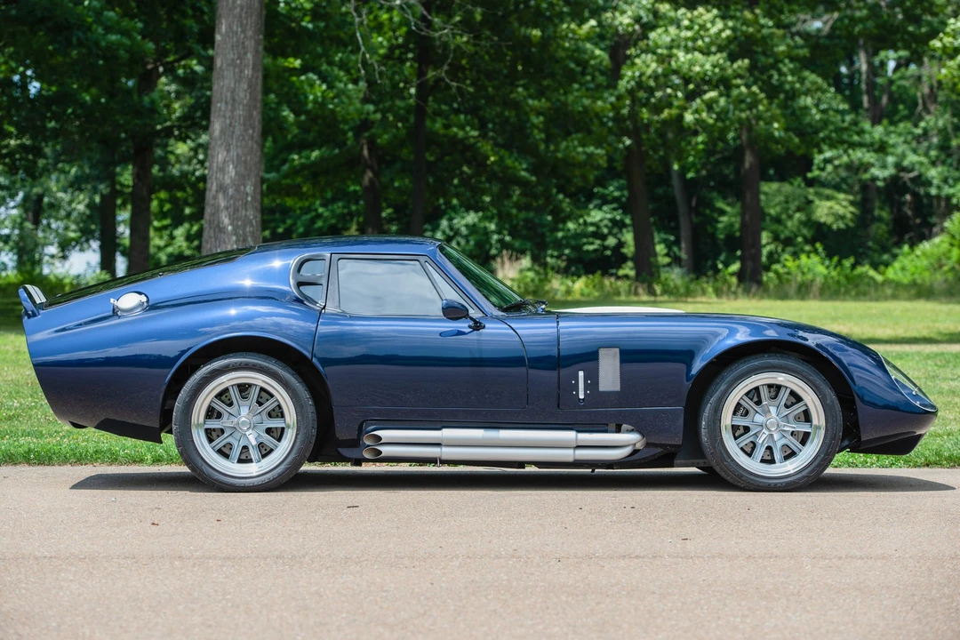 Shelby Daytona Replica - Image 5 of 31