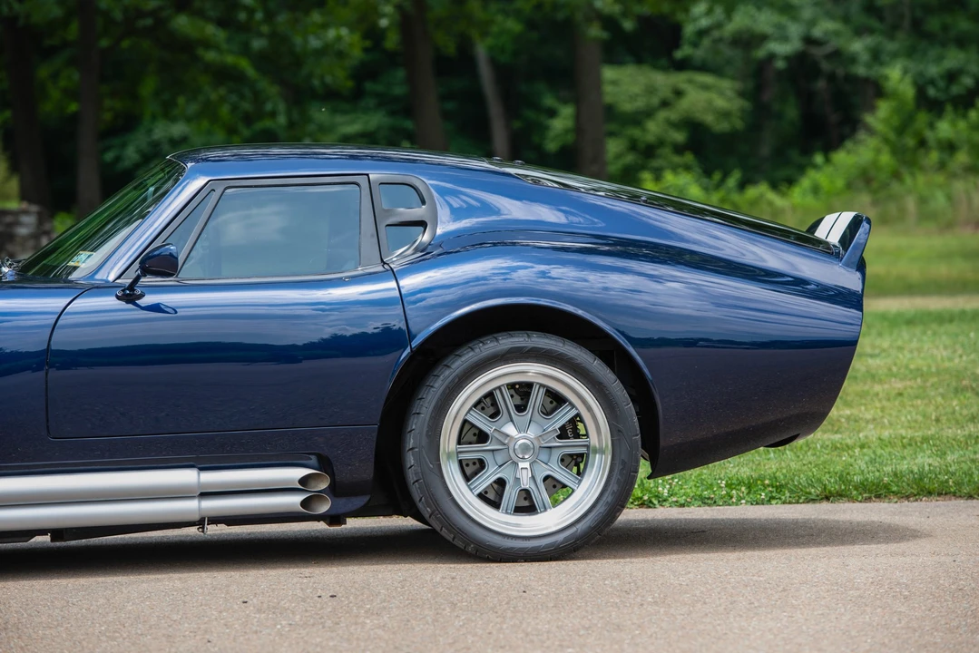 Shelby Daytona Replica - Image 10 of 31