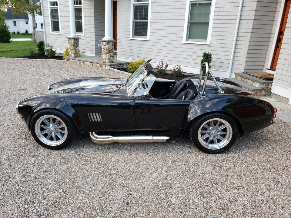 Shelby Cobra Replica - Image 11 of 31