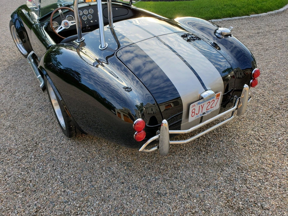 Shelby Cobra Replica - Image 18 of 31