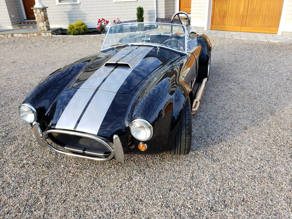 Shelby Cobra Replica - Image 4 of 31