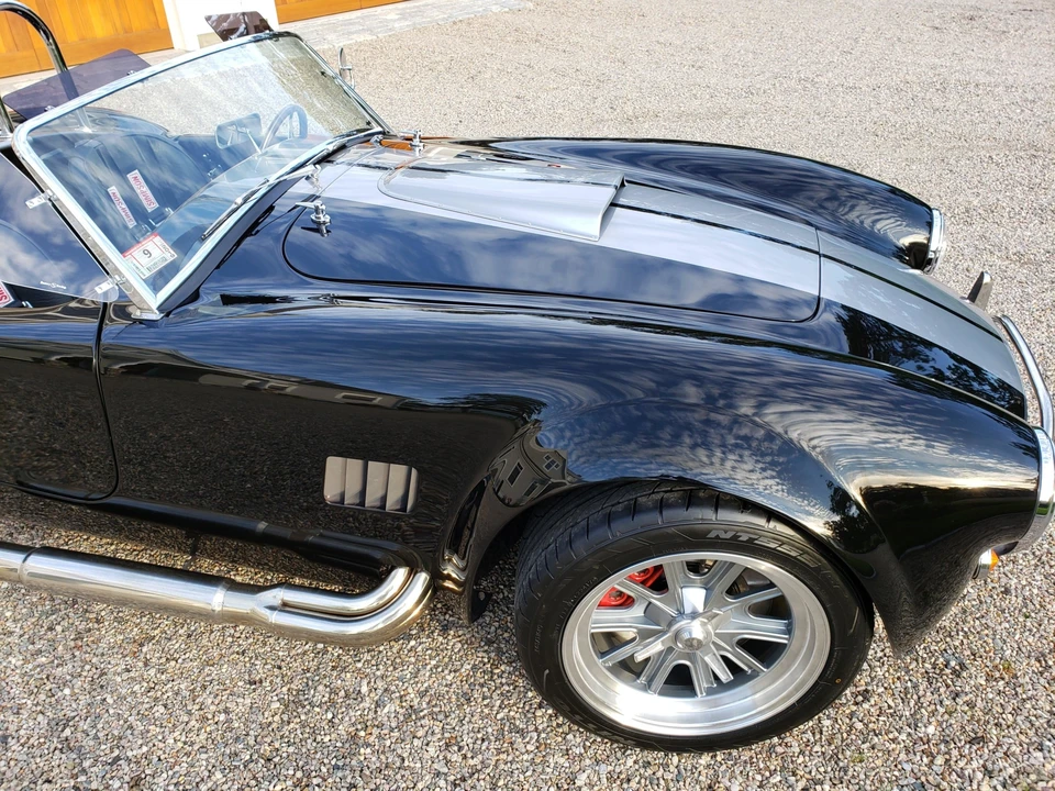 Shelby Cobra Replica - Image 29 of 31