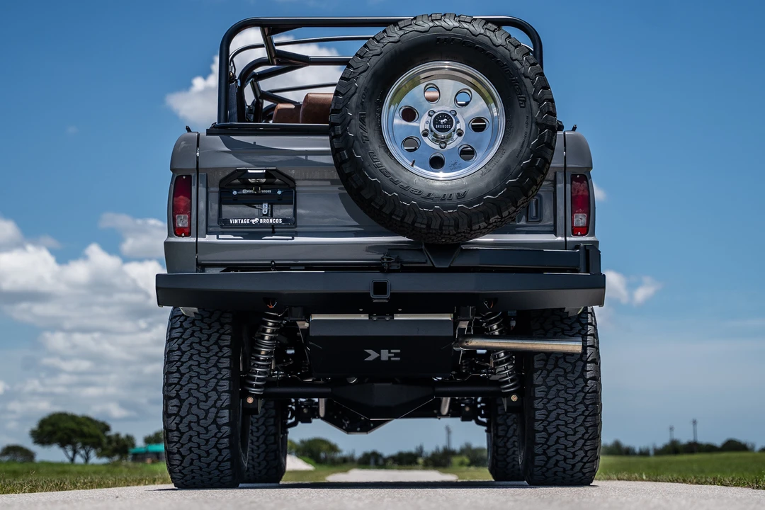 Ford Bronco 1st Gen - Image 9 of 31