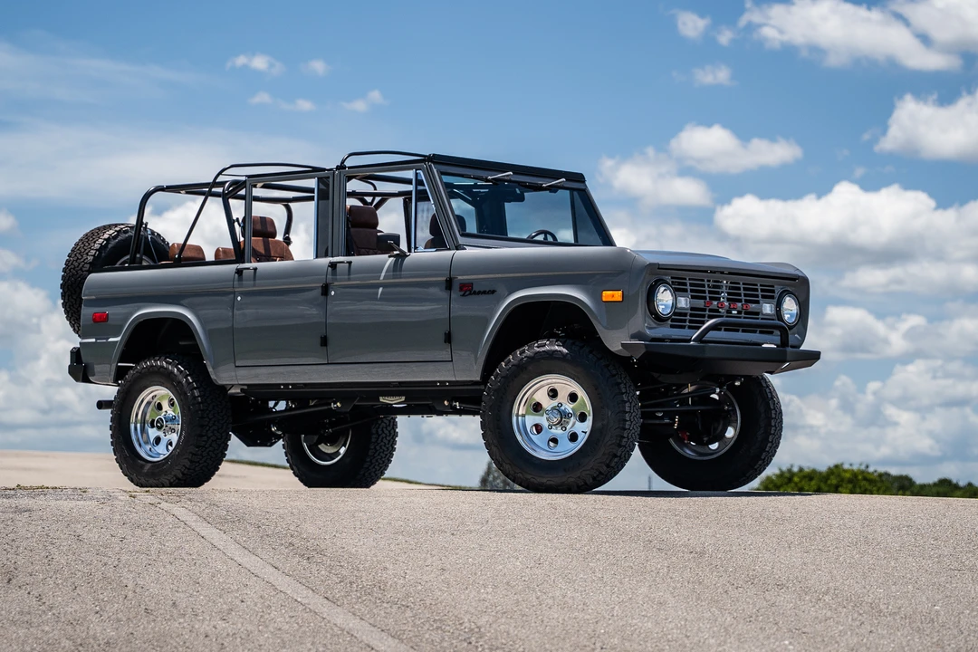 Ford Bronco 1st Gen - Image 14 of 31