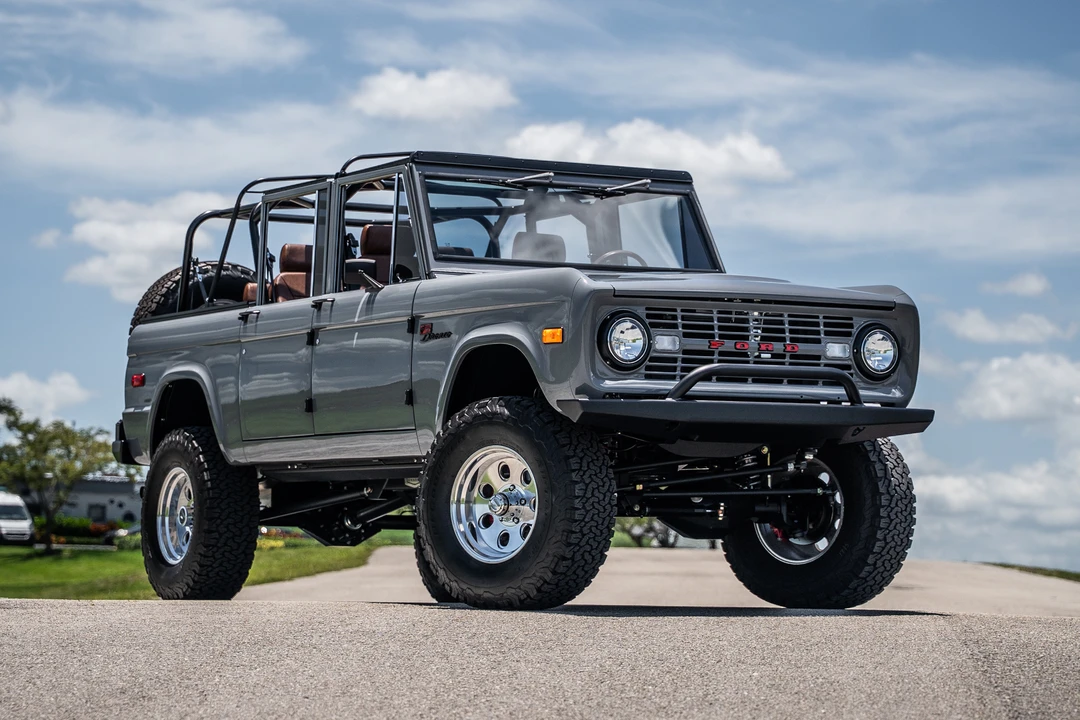 Ford Bronco 1st Gen - Image 17 of 31