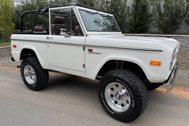 Ford Bronco 1st Gen - Image 3 of 8