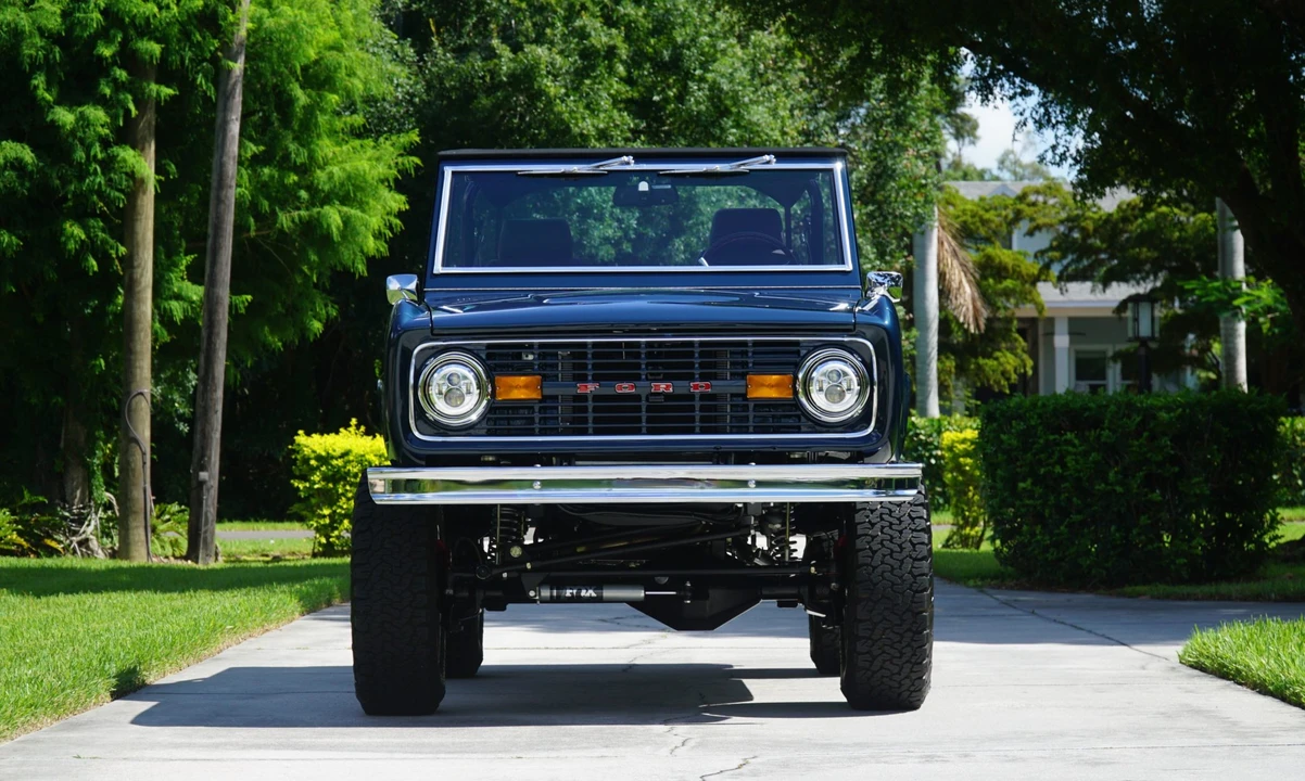 Ford Bronco 1st Gen - Image 11 of 31