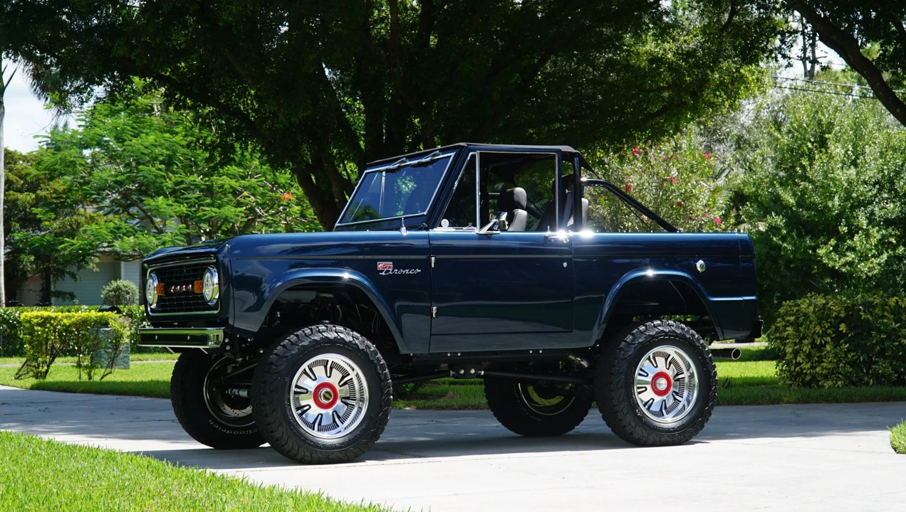 Ford Bronco 1st Gen - Image 3 of 31