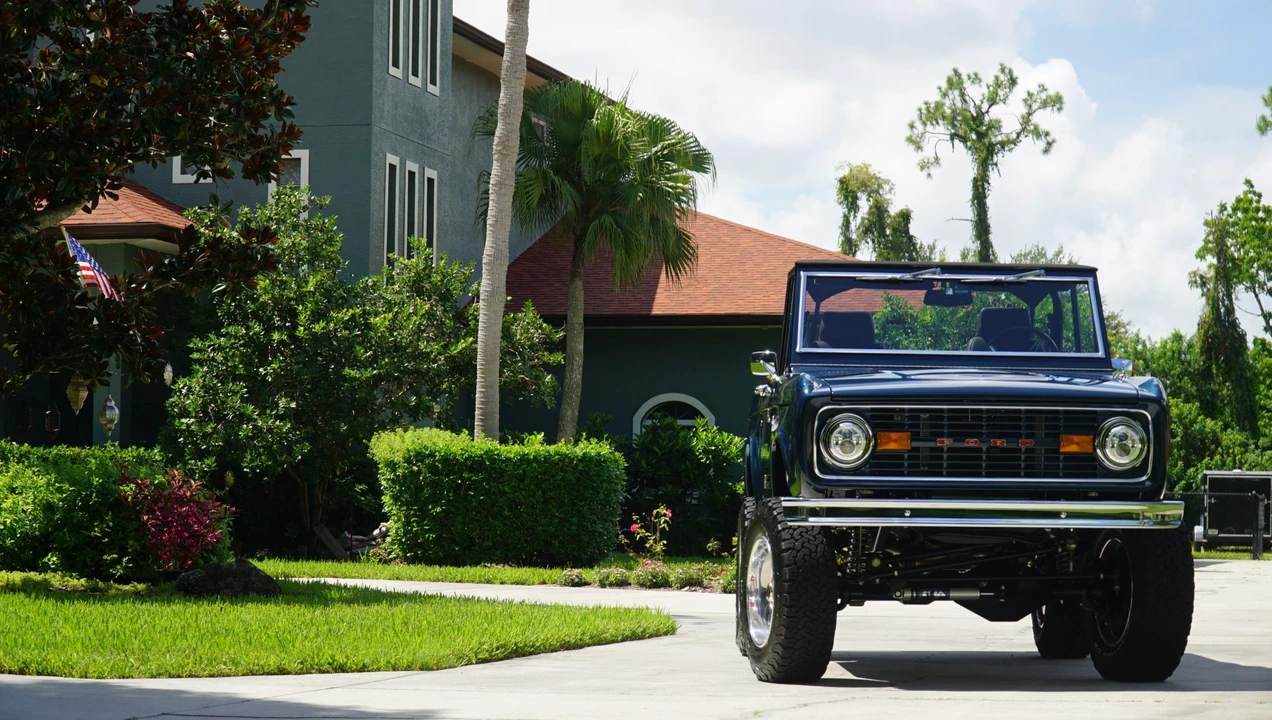 Ford Bronco 1st Gen - Image 13 of 31