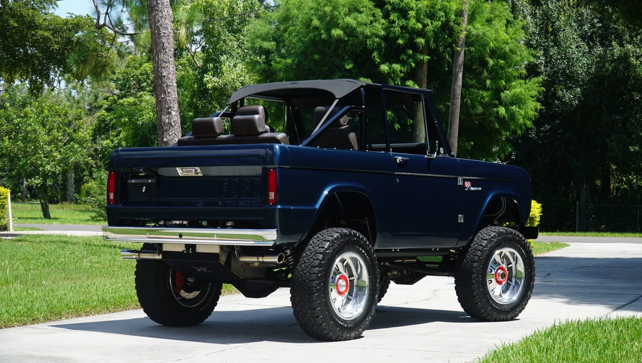 Ford Bronco 1st Gen - Image 25 of 31
