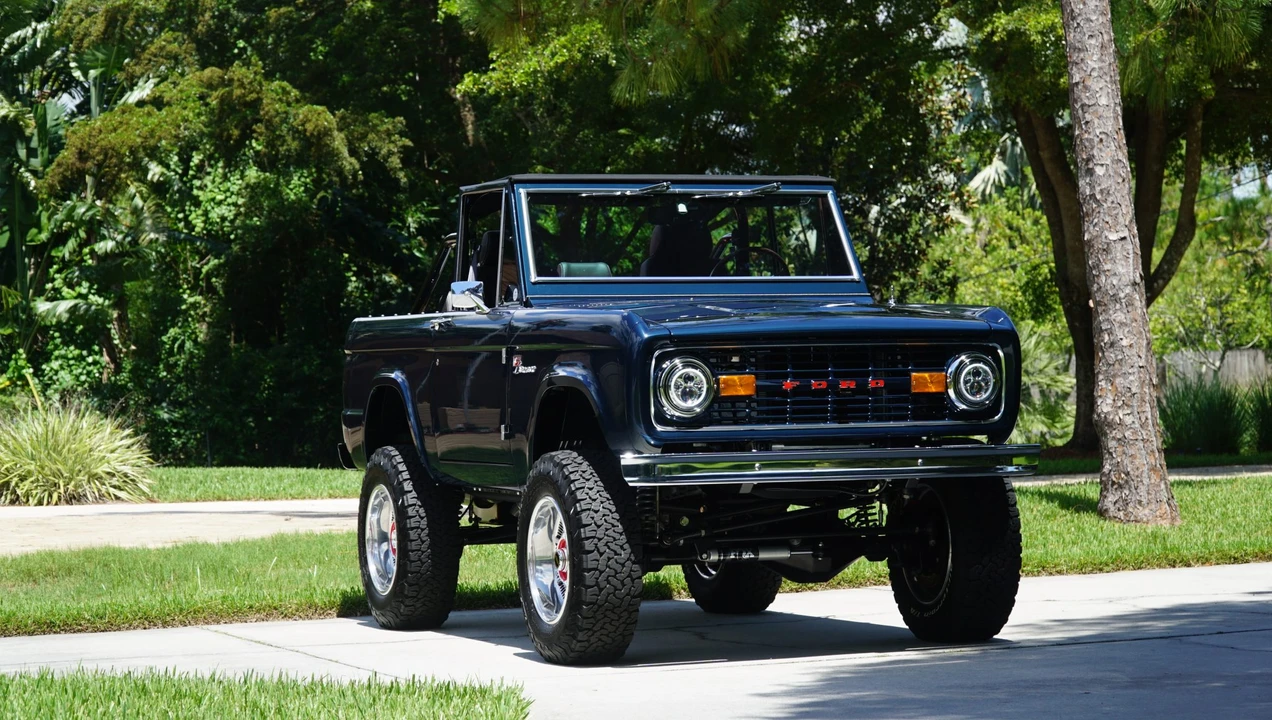 Ford Bronco 1st Gen - Image 16 of 31