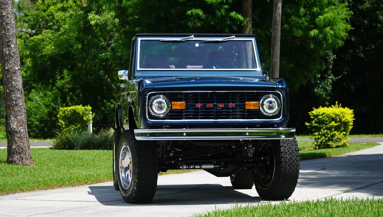 Ford Bronco 1st Gen - Image 14 of 31