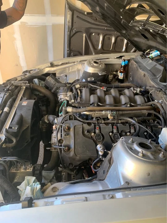 Parts & Memorabilia Engines - Image 2 of 3