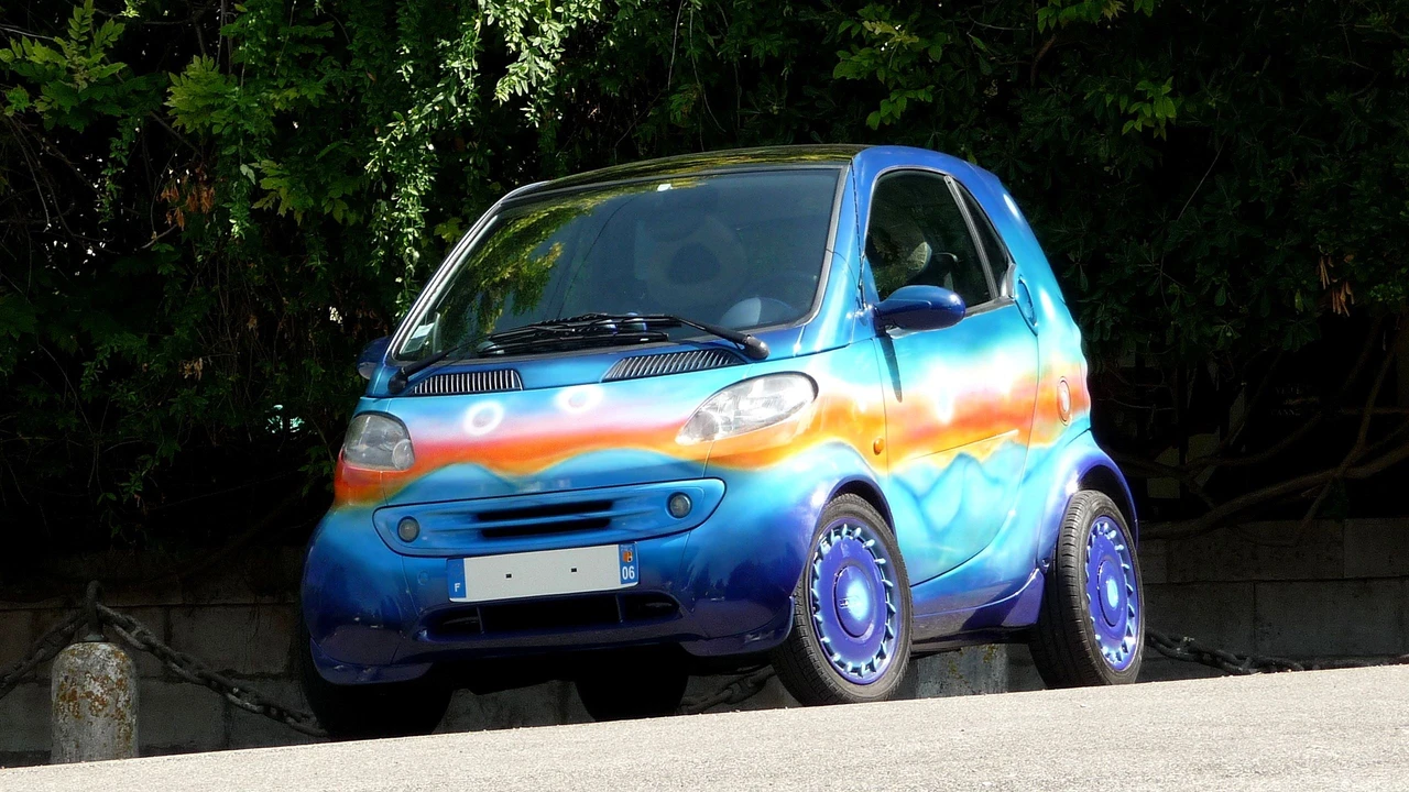 1999 Smart Fortwo 1st Gen - Image 2 of 9