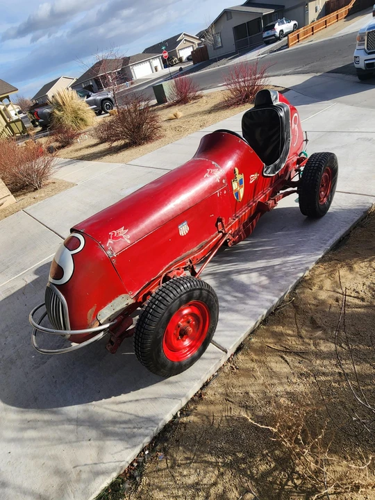 Crosley - Image 4 of 31
