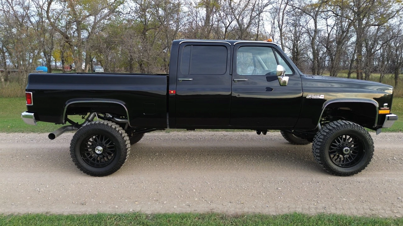 1986 GMC C/K 3rd Gen - Image 13 of 31