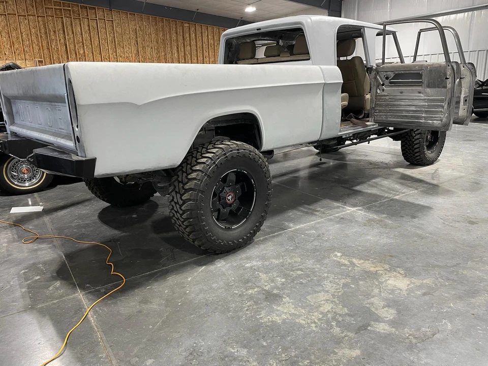 Dodge Power Wagon (1946-1968) - Image 27 of 31