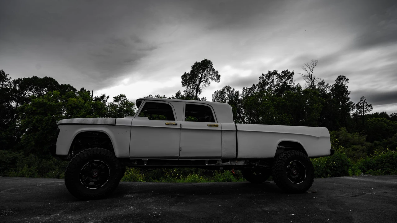 Dodge Power Wagon (1946-1968) - Image 10 of 31