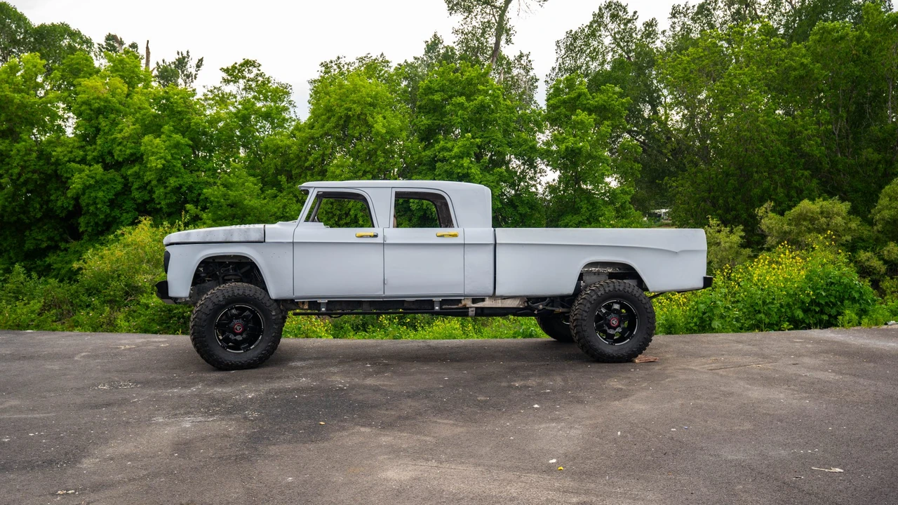 Dodge Power Wagon (1946-1968) - Image 7 of 31
