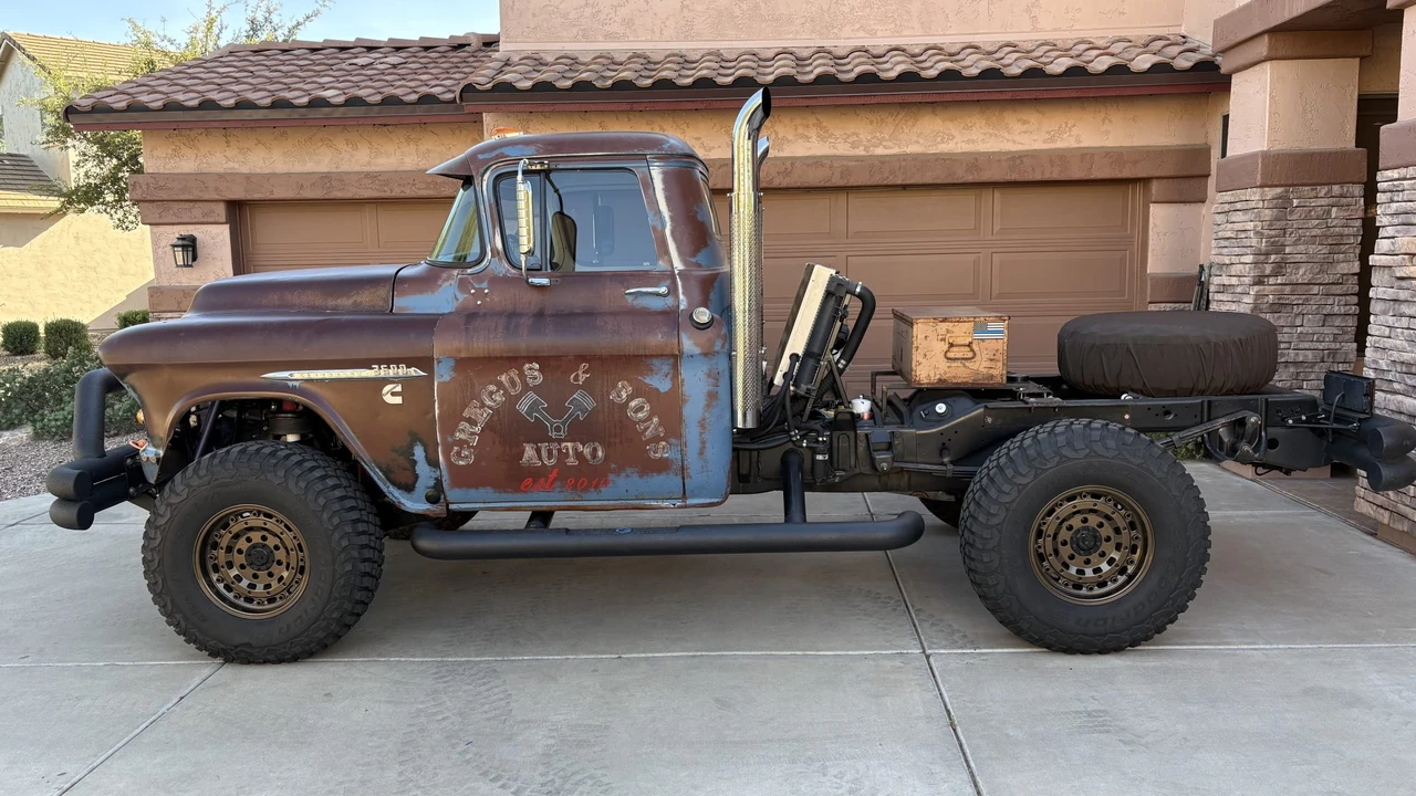 1955 Chevrolet Task Force - Image 7 of 31