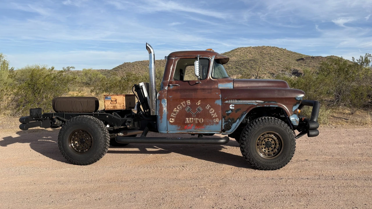 1955 Chevrolet Task Force - Image 13 of 31