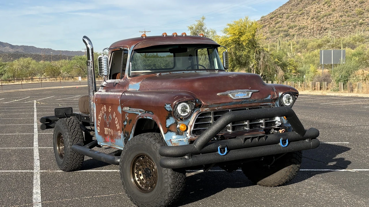 1955 Chevrolet Task Force - Image 16 of 31
