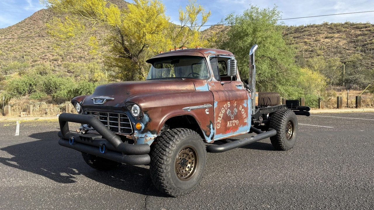 1955 Chevrolet Task Force - Image 5 of 31